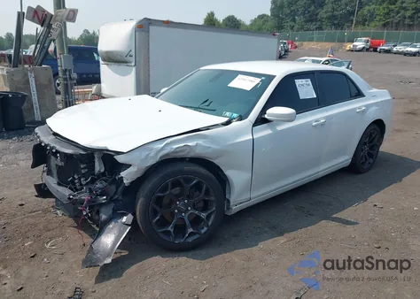 2019 Chrysler 300 300S из США, поврежденный, VIN 2C3CCABG9KH515733